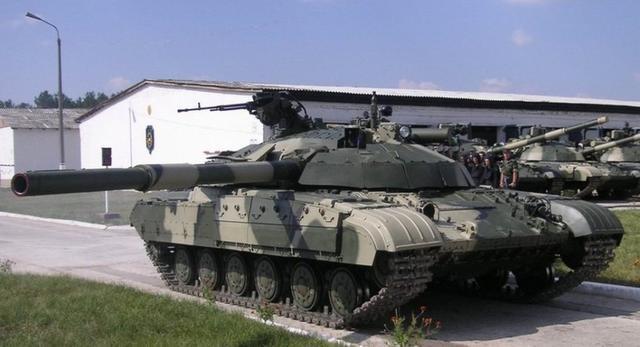 北约援助乌克兰坦克到货了,数量太少性能极差,口惠实不至虚伪至极